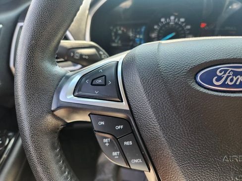 Used 2019 Ford Edge SEL w/ Equipment Group 201A FWD image 21
