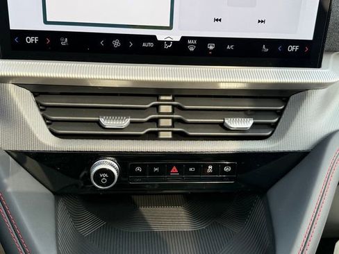 New 2026 Ford Explorer ST-Line w/ ST-Line Street Pack image 17