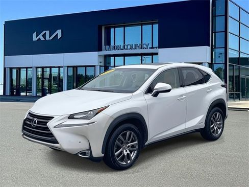 Used 2015 Lexus NX 300h FWD w/ Luxury Package image 7