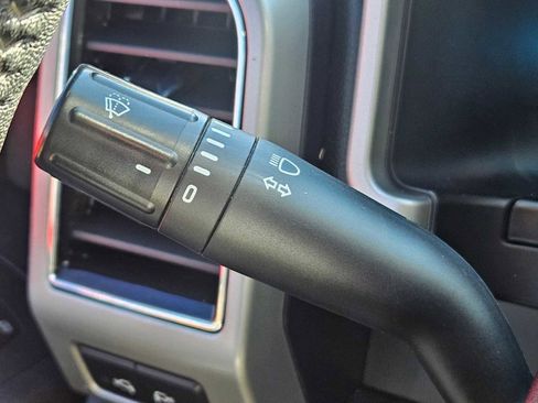 Used 2020 Ford F150 Lariat image 28