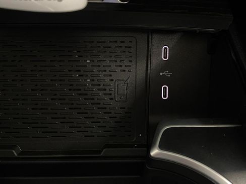 New 2026 Mercedes-Benz GLS 450 4MATIC image 28