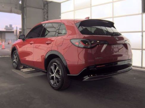 Used 2023 Honda HR-V EX-L image 3