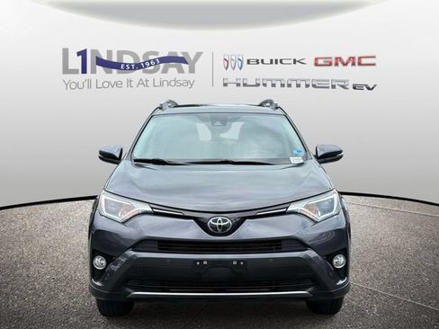 Used 2018 Toyota RAV4 XLE FWD image 7