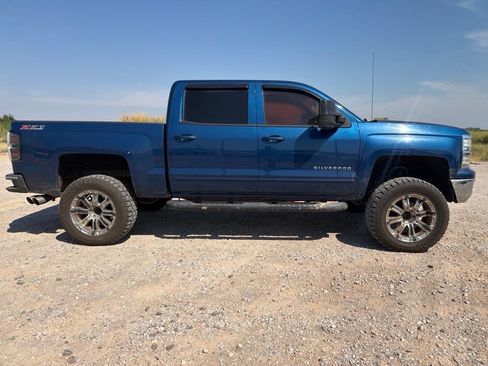 Used 2015 Chevrolet Silverado 1500 LT w/ LT Convenience Package AWD/4WD image 2