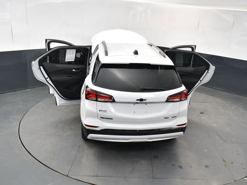 Used 2023 Chevrolet Equinox RS image 19