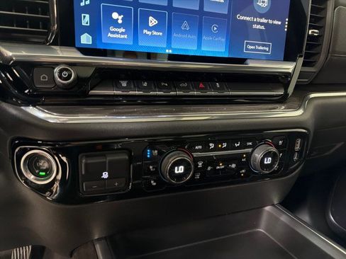 Used 2024 Chevrolet Silverado 3500 LTZ w/ LTZ Convenience Package image 28