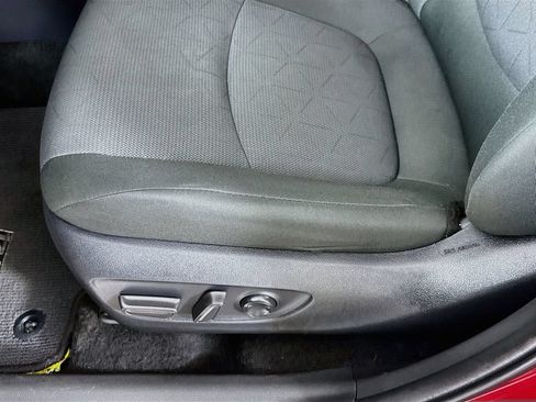 Certified 2025 Toyota RAV4 XLE w/ Convenience Package AWD/4WD image 21