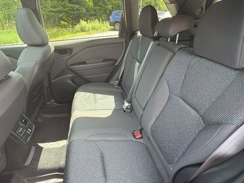 Certified 2025 Subaru Forester Premium AWD/4WD image 34