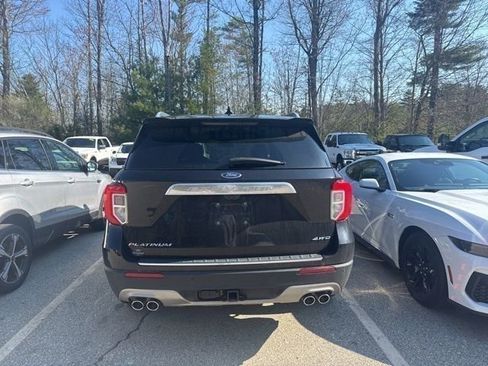 Used 2023 Ford Explorer Platinum w/ Technology Package AWD/4WD image 5