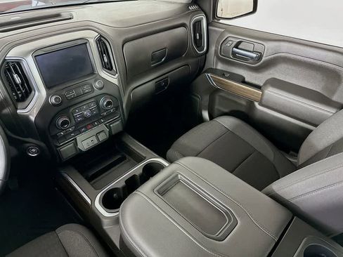 Used 2022 Chevrolet Silverado 1500 LT Trail Boss w/ Safety Package image 11