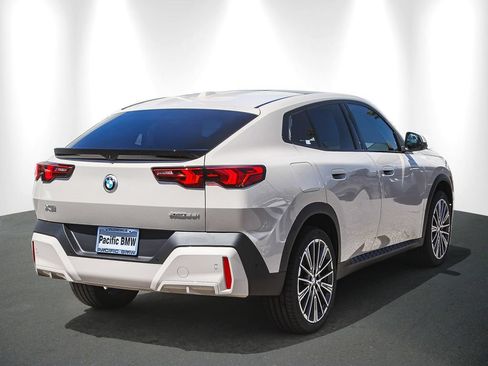 New 2026 BMW X2 xDrive28i w/ Technology Package AWD/4WD image 6