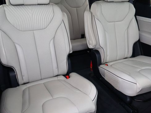 Used 2025 Hyundai Palisade Calligraphy image 20