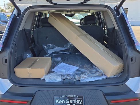 New 2026 Kia EV9 Wind image 12