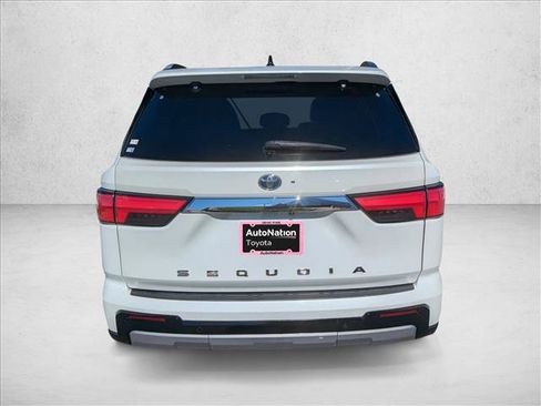 Used 2023 Toyota Sequoia Limited image 7