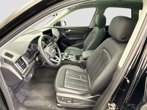 Certified 2023 Audi Q5 2.0T Premium w/ Convenience Package image 17