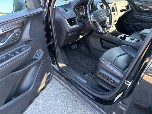 Used 2018 GMC Terrain Denali w/ Comfort Package AWD/4WD image 32