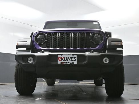 New 2026 Jeep Wrangler Unlimited Sport AWD/4WD image 40
