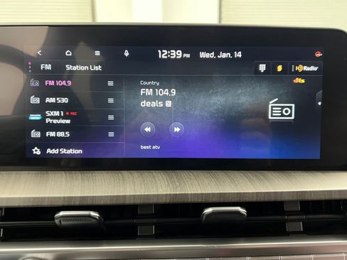 Used 2024 Kia Telluride EX w/ EX Captain's Chair Package image 73