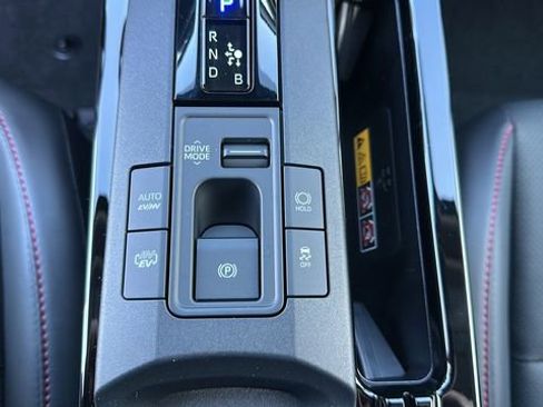 New 2026 Toyota Prius Plug-In Hybrid FWD image 19