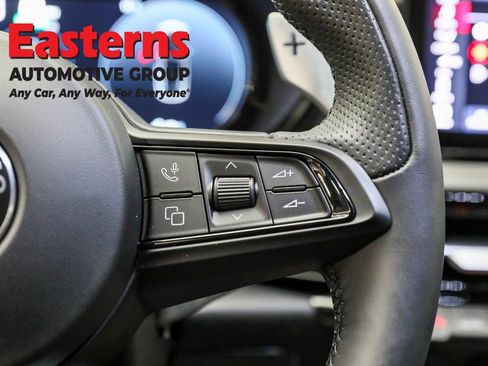Used 2024 Alfa Romeo Tonale Veloce image 15