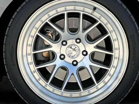 Used 2020 Nissan 370Z Coupe RWD image 30