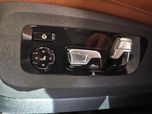 New 2026 BMW X7 M60i AWD/4WD image 29