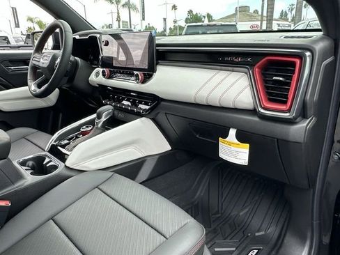 New 2026 GMC Canyon AT4X image 30