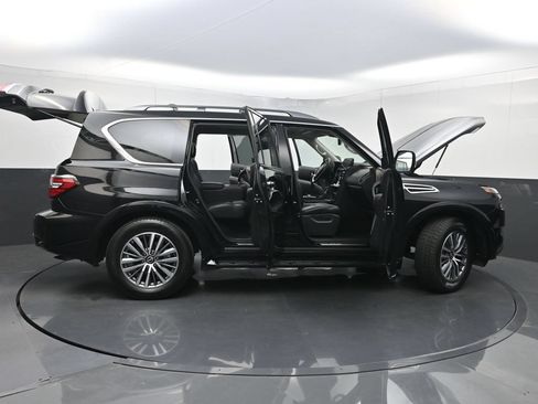 Used 2023 Nissan Armada SL w/ Captain's Chairs Package RWD image 39