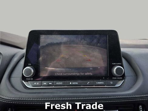 Used 2022 Nissan Rogue SV image 14