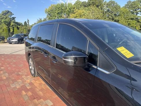 Used 2025 Honda Odyssey Touring image 18