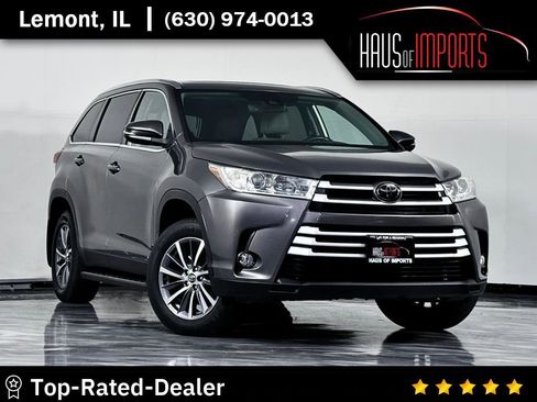 Used 2019 Toyota Highlander XLE AWD/4WD image 1
