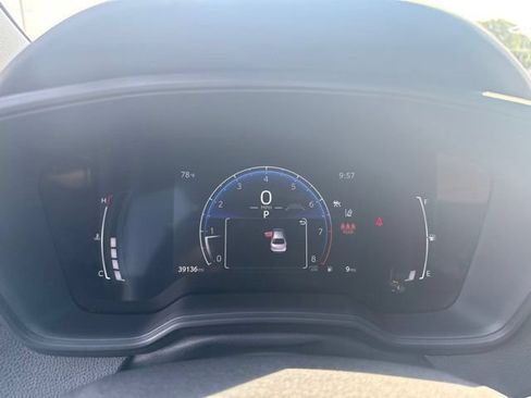 Used 2026 Toyota Corolla SE FWD image 27
