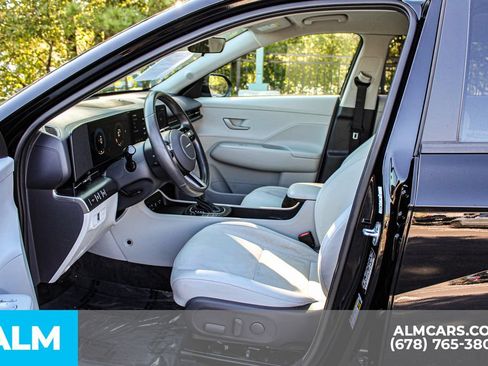 Used 2025 Hyundai Kona SEL FWD image 15
