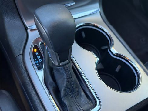 Used 2018 Jeep Grand Cherokee Altitude image 18