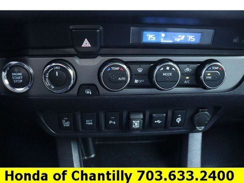 Used 2023 Toyota Tacoma TRD Off-Road image 16