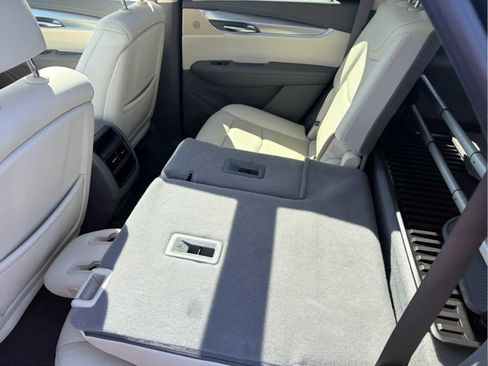 Used 2019 Cadillac XT5 Luxury AWD/4WD image 24