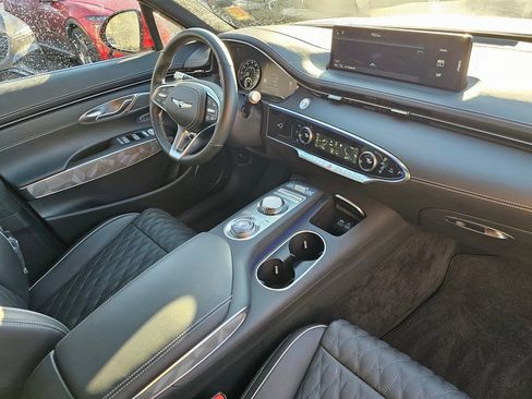 Used 2025 Genesis GV70 3.5T Sport w/ Sport Advanced Package image 30