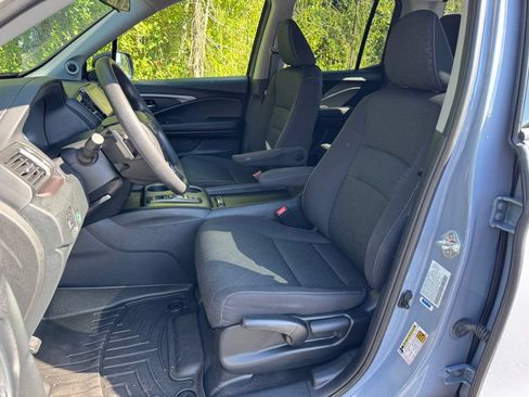 Certified 2023 Honda Ridgeline Sport image 10