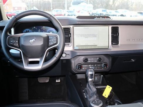 New 2025 Ford Bronco Outer Banks image 14