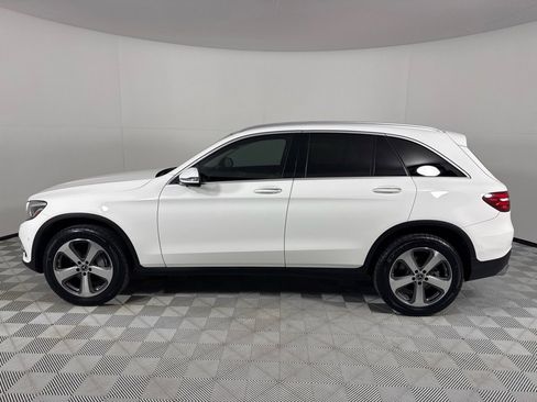 Used 2018 Mercedes-Benz GLC 300 w/ Multimedia Package image 8