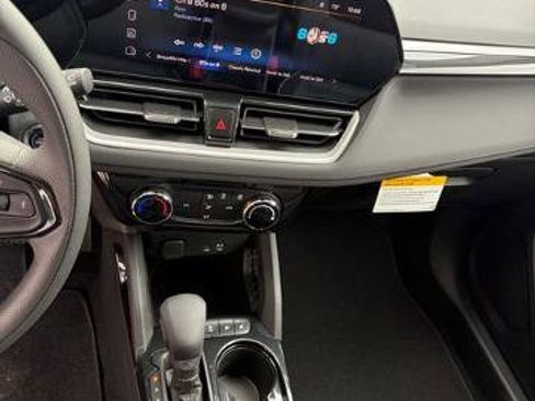 New 2026 Chevrolet TrailBlazer LT w/ Driver Confidence Package FWD image 9