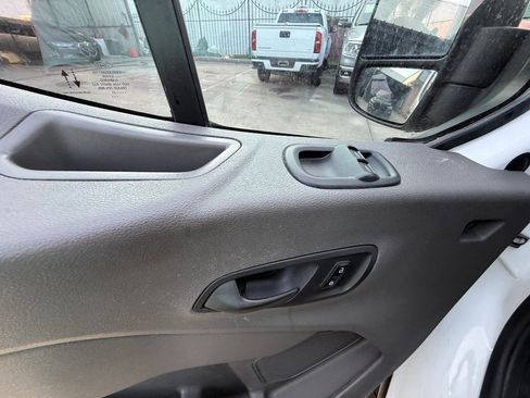 Used 2021 Ford Transit 250 Medium Roof RWD image 19