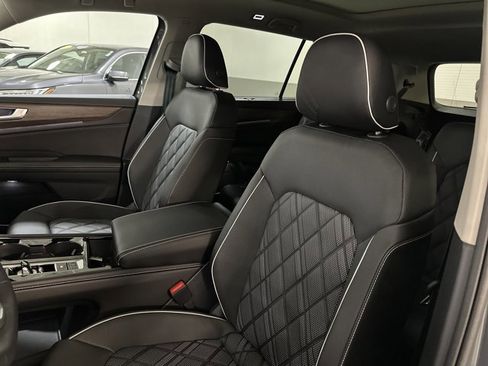 New 2026 Volkswagen Atlas SEL Premium R-Line AWD/4WD image 14