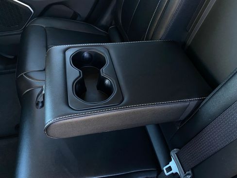 Used 2022 Jeep Grand Cherokee Limited 4xe image 27