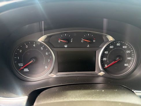 Used 2022 Chevrolet Traverse LT AWD/4WD image 17
