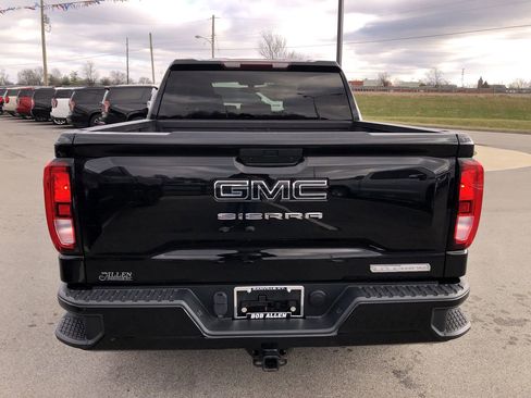 Used 2021 GMC Sierra 1500 Elevation w/ LPO, Elevation Black Package image 10
