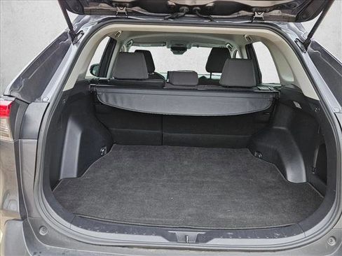 Used 2020 Toyota RAV4 XLE AWD/4WD image 23