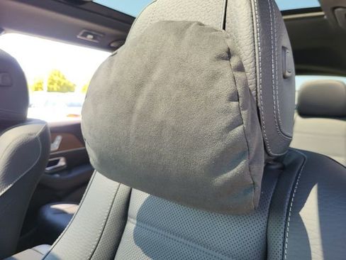 New 2025 Mercedes-Benz GLS 580 4MATIC image 17