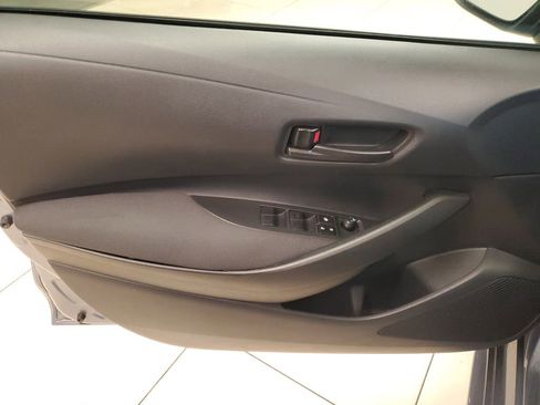 Used 2025 Toyota Corolla LE image 17