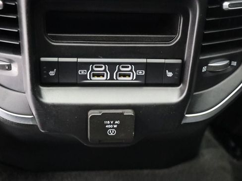 Used 2024 RAM 1500 Laramie image 17